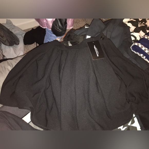 Black pleated tennis skirt - Picture 2 of 2